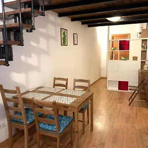 Casa Trevi Roma
