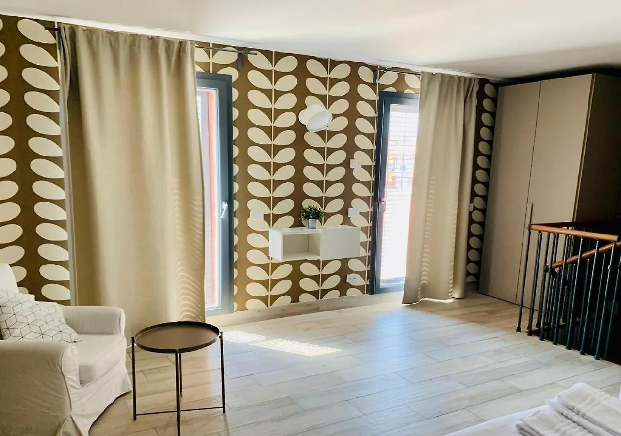 Apartamento Skytower Roma 0*,  Italia