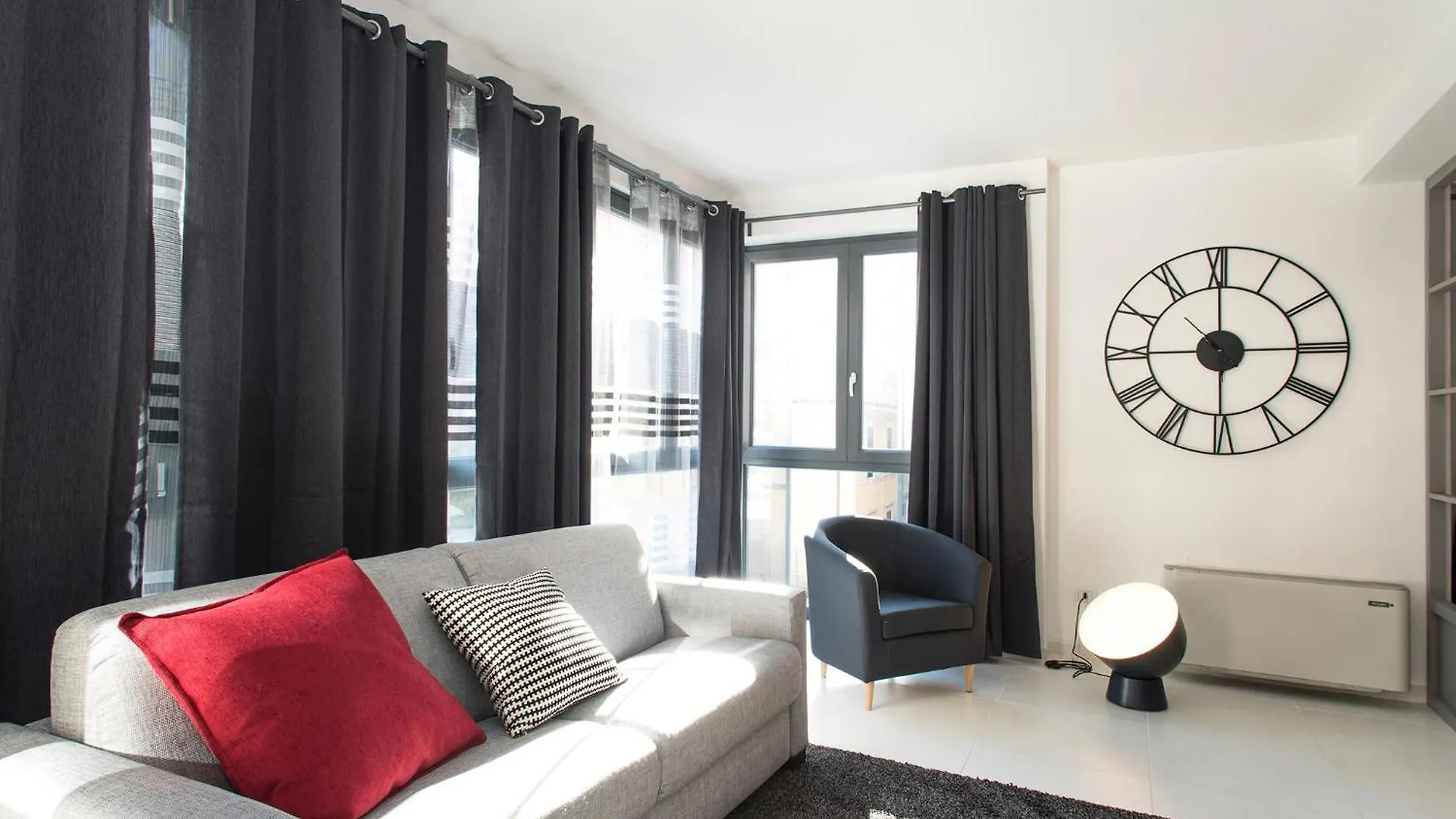 Skytower Apartment Rome Italy