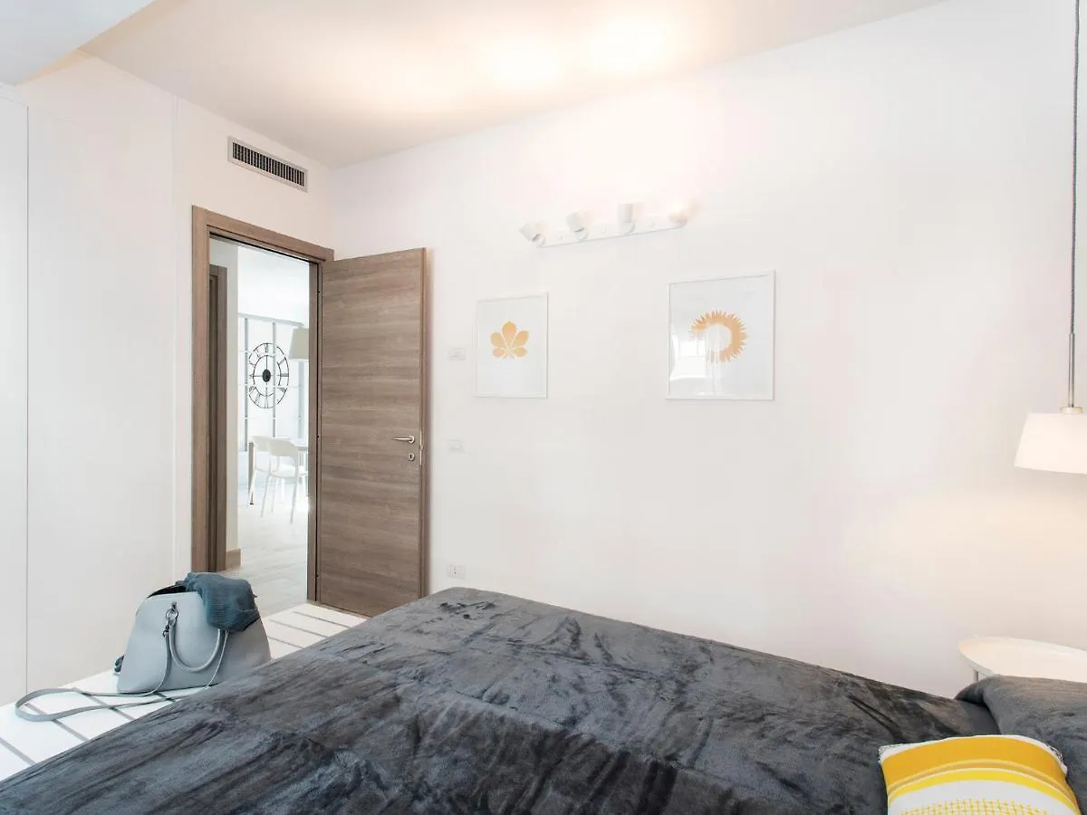Apartamento Skytower Roma